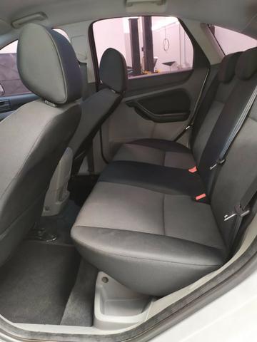 Ford focus hatch - Foto 13