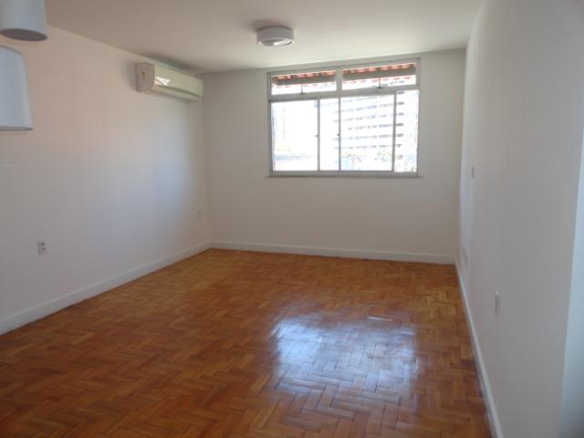 AP0303 - Apartamento com 3 dormitórios à venda, 108 m² por R$ 300.000 - Papicu - Foto 6