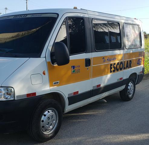 Van Escolar - Foto 8