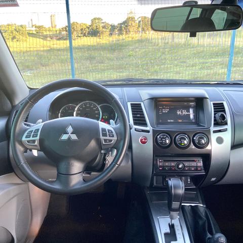 Mitsubishi Pajero Sport 3.2 Hpe Diesel Automático 4x4 - 2017 - Foto 9