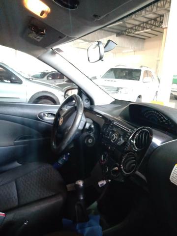 Vendo Etios