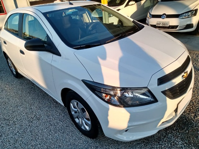 Chevrolet Onix - Foto 2