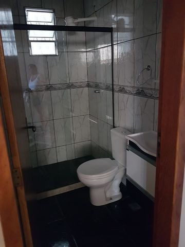 Casa com 4 quatros (3 suítes) / 3 vagas de garagem /terraço com churrasqueira - Foto 5
