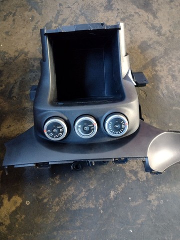 Moldura Central Com Comando Ar Mitsubishi Outlander 2.0 2012 - Foto 3