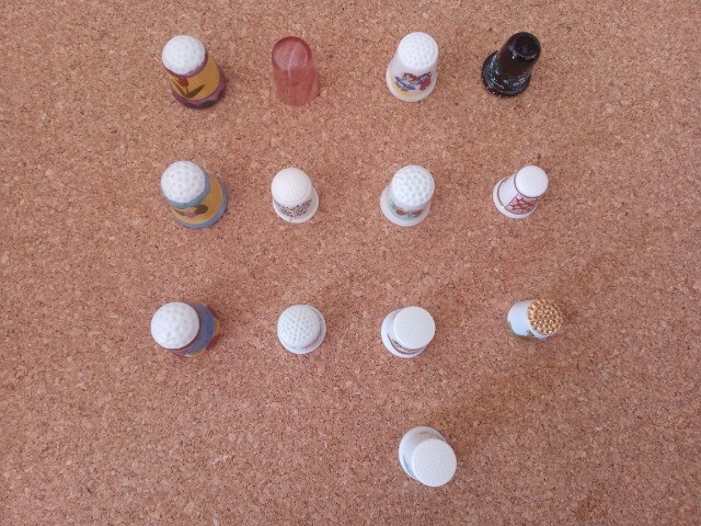 Dedal Antigo De Porcelana - Foto 5