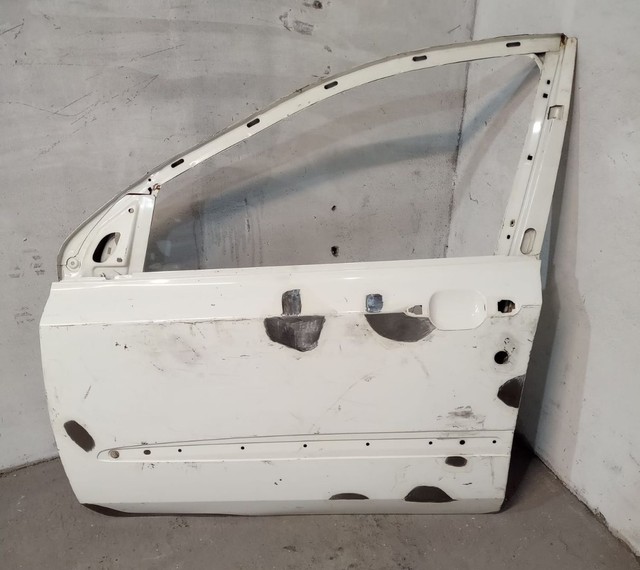 Porta dianteira stilo