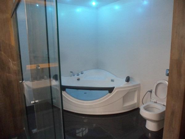 Condomínio, Itaipu, 4 Quartos, 2 suítes, 400 metros de construção, casarão - Foto 19