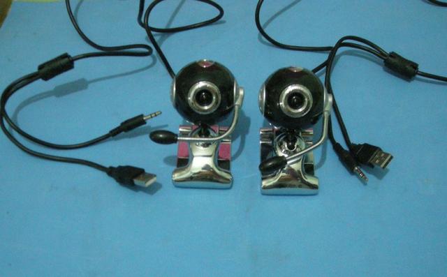 Segurança para escritórios e comércio câmera webcam usb com microfone por 30 reais cada um - Foto 4