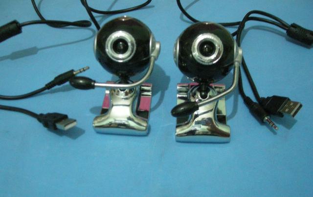 Segurança para escritórios e comércio câmera webcam usb com microfone por 30 reais cada um - Foto 3