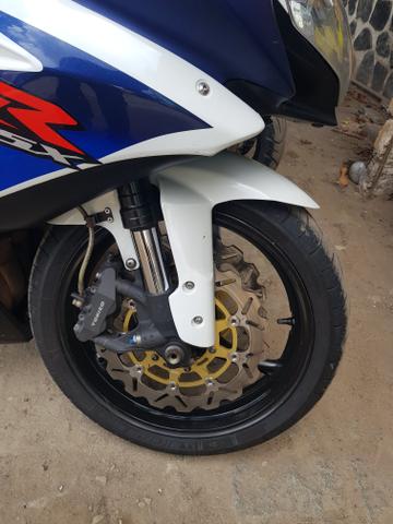 Suzuki Srad 750 2011 impecável IPVA 2019 Pago - Foto 5