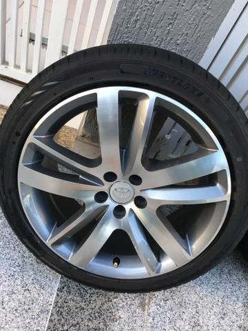 Rodas aro 18 com pneus novos! - Foto 4