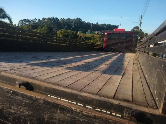 Carroceria caminhao mercedes 1113 1513 1618 1620 8,7 metros - Foto 6
