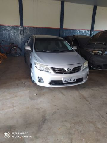 Vendo Corolla gli 2014 manual 1.8 - Foto 4