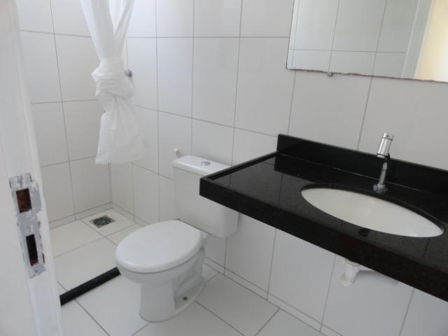 AP0303 - Apartamento com 3 dormitórios à venda, 108 m² por R$ 300.000 - Papicu - Foto 16