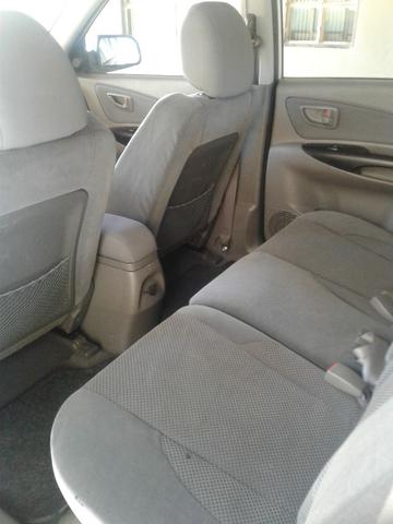 Vende-se Tucson 2.0 Manual - 2010 - Foto 8