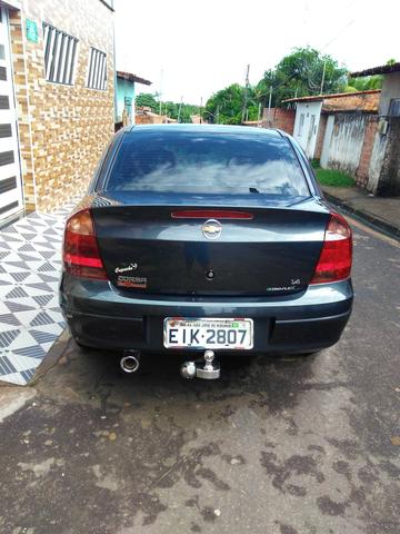 Corsa sedan 1.4 2009 - Foto 10