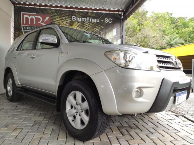 Toyota Hilux SW4 SRV 4X4 AUT 3.0