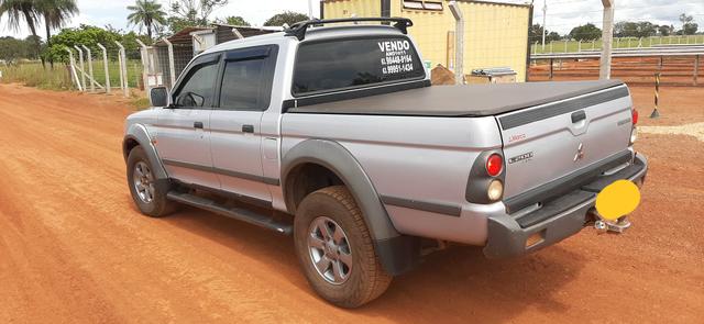 Mitsubishi L200 hpe 4x4 - Foto 4
