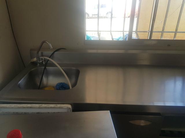 Pia com balcão refrigerado 3 portas tem mais coisas chama no chat - Foto 3