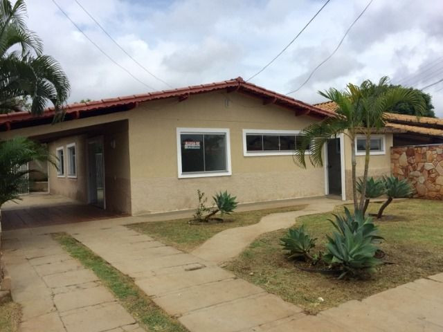 Casa 3qtos 1 suite, quintal, otimo local Prive Atlantico