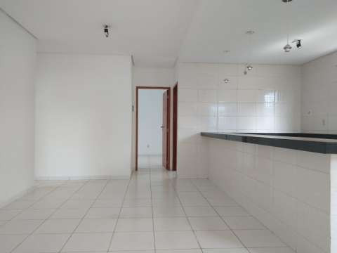 Casa excelente com 3 quartos grande - Foto 3