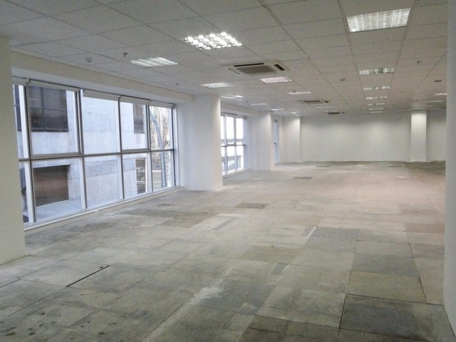Andar Comercial com 640m², 4 vagas garagem, em edifício novo e belíssimo !!! - Foto 4
