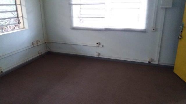 Locação de Casa Comercial, em Joinville-SC - Foto 8