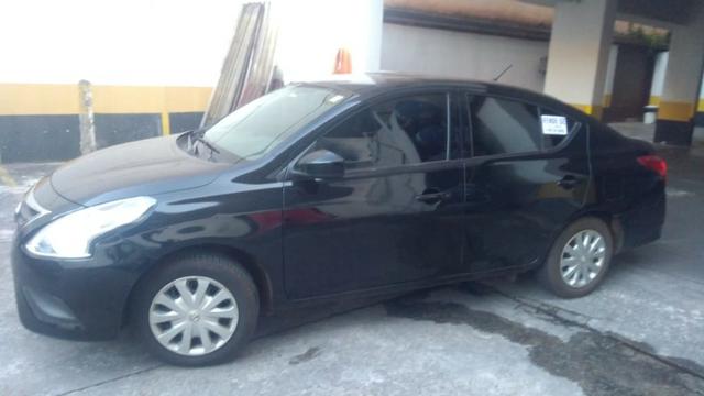 Nissan Versa 1.0 15/16 - Foto 4