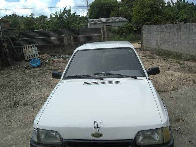 Vendo ou troco num carro mais novo gol,uno,palio.etc - Foto 6