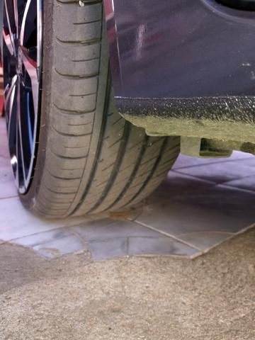 Vendo linda rodas aro 20 , 4 pneus estado de 0 perfil 225/35 - Foto 4