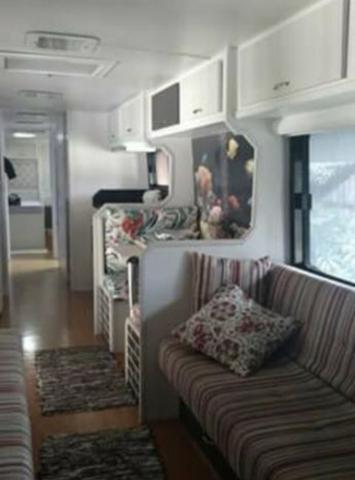 Motorhome mercedes/ 2012 /295cv 6 marchas aceito troca - Foto 2