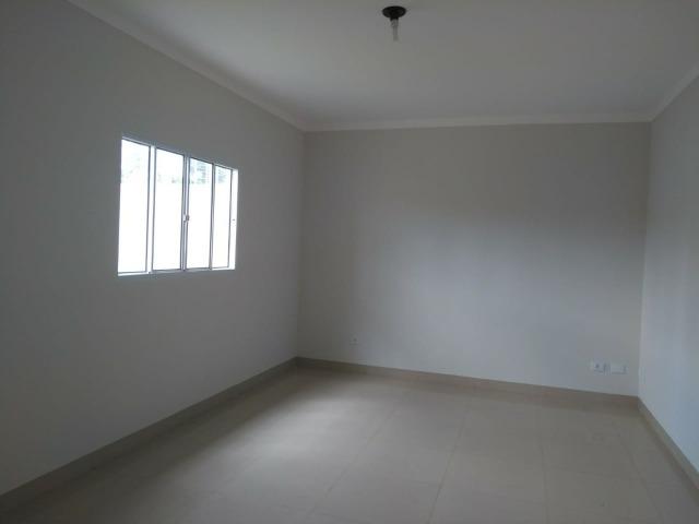 Aceita Terreno Casa com Espaço Gourmet Próximo Colégio Militar - Foto 2