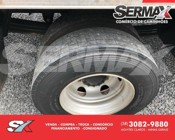 Caminhão volkswagen vw 11180 - Foto 10