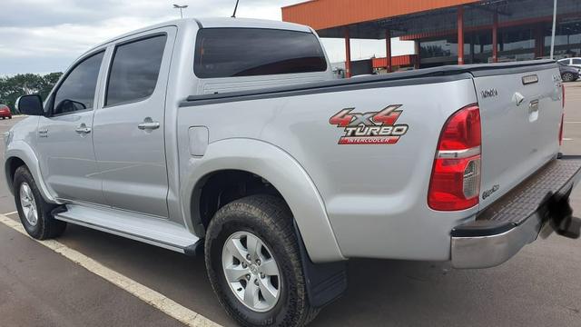 IMPERDÍVEL HILUX SRV 2013 4x4 - Foto 7