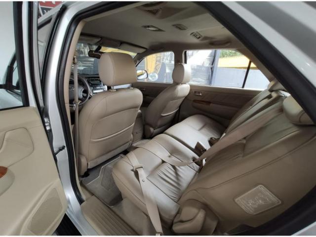 Toyota Hilux SW4 SRV 4X4 AUT 3.0 - Foto 7