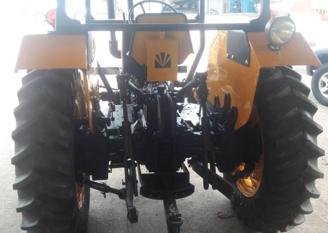 Trator valmet 68 motor mwm d-229 3cc - Foto 3
