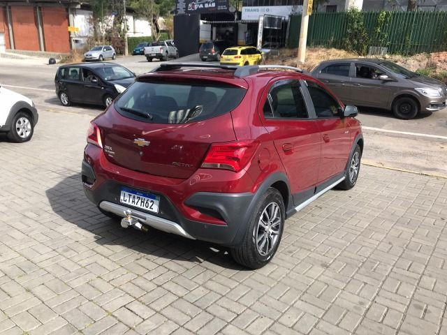 Onix Hatch Activ 1.4 8v Automático - 2017 - Foto 6