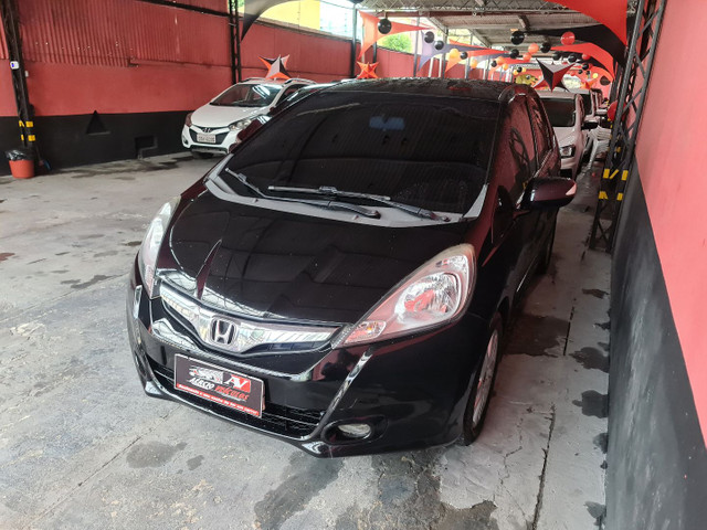 HONDA FIT 2013 AUTOMÁTICO 1 MIL DE ENTRADA AÉRCIO VEÍCULOS