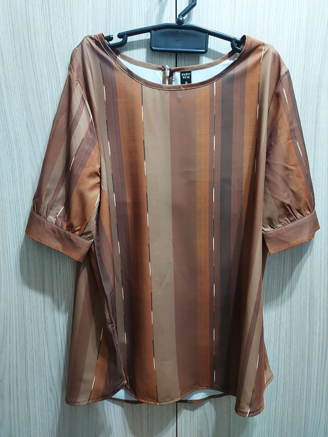 Blusinha XL nova