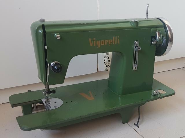 Máquina de costura Vigorelli - Foto 2