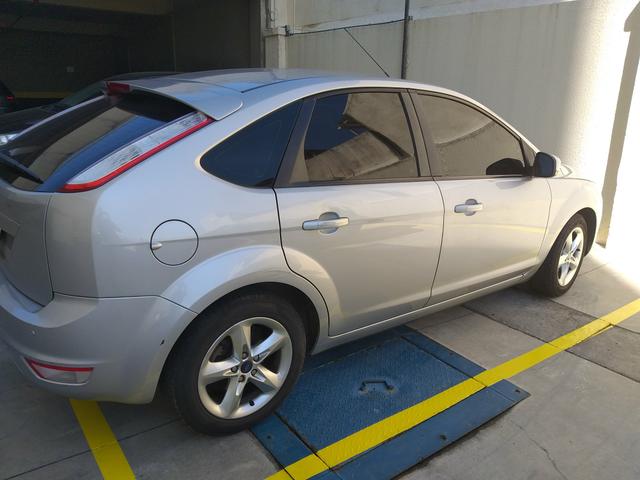 Focus GLX 1.6 Completo - Foto 2