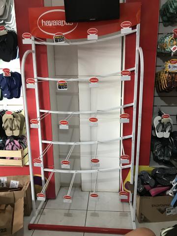 Vendo 3 gôndolas de Havaianas ou sandálias em geral - Foto 2