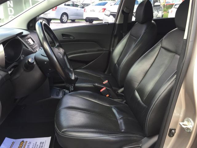 Hyundai HB20 Comfort 1.0 16/17 - Troco e Financio! - Foto 10