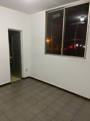 Ap 2/4, Ed. Astonville, Universitário, próximo do Terminal da Praça da Bíblia - Foto 7