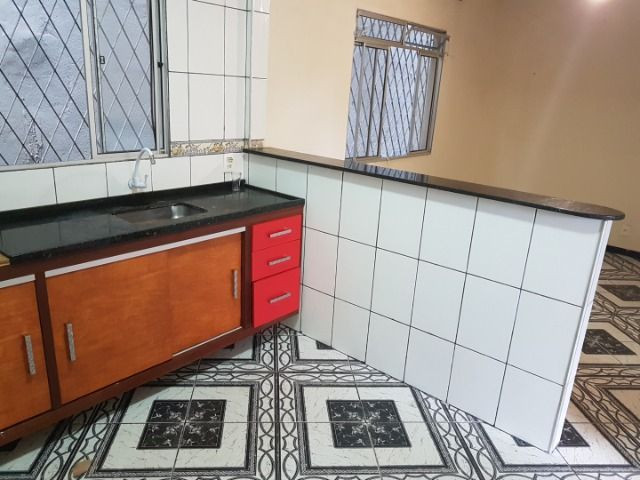 Casa com 4 quatros (3 suítes) / 3 vagas de garagem /terraço com churrasqueira - Foto 18