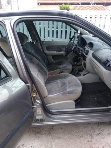 Renault Clio 06 sedan 1.6 16v GNV - Foto 3