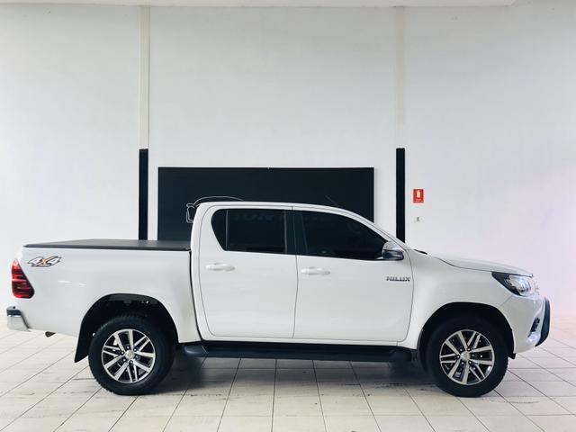 Toyota Hilux diesel 2018 impecável - Aceitamos troca e financiamos! - Foto 6