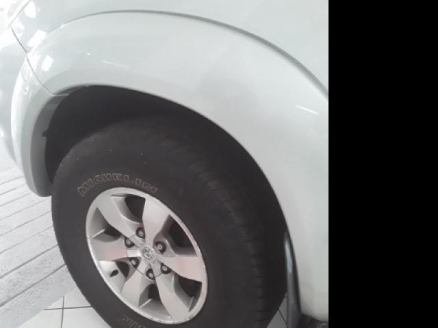 TOYOTA HILUX 3.0 SRV 4X4 CD 16V TURBO INTERCOOLER DIESEL 4P AUTOMATICO. - Foto 9