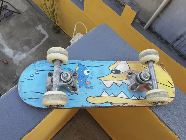 Skates