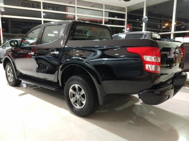 MITSUBISHI L200 TRITON 2.4 16V TURBO DIESEL SPORT HPE CD 4P 4X4 AUTOMATICO. - Foto 4